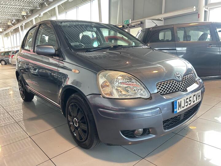 Toyota Yaris 1.0 VVT-i Colour Collection 5dr