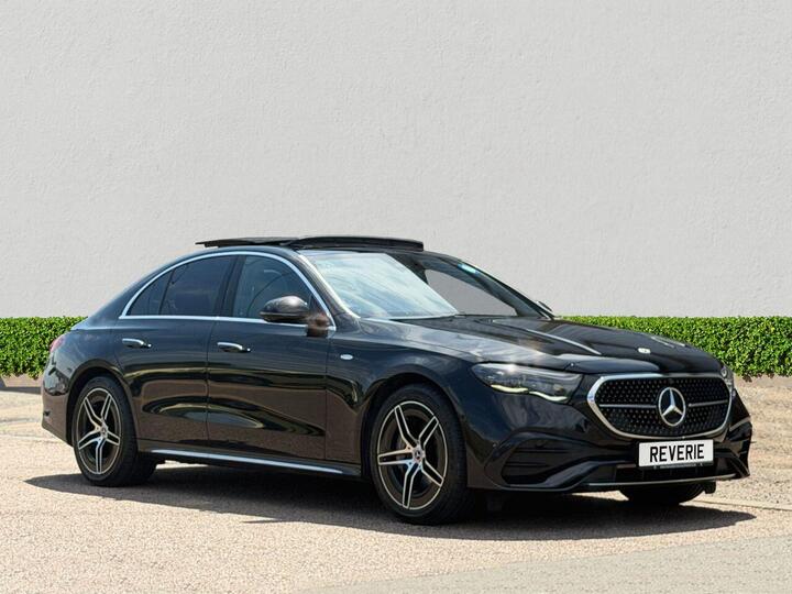 Mercedes-Benz E CLASS 2.0 E300e 25.4kWh AMG Line (Premium) G-Tronic Euro 6 (s/s) 4dr