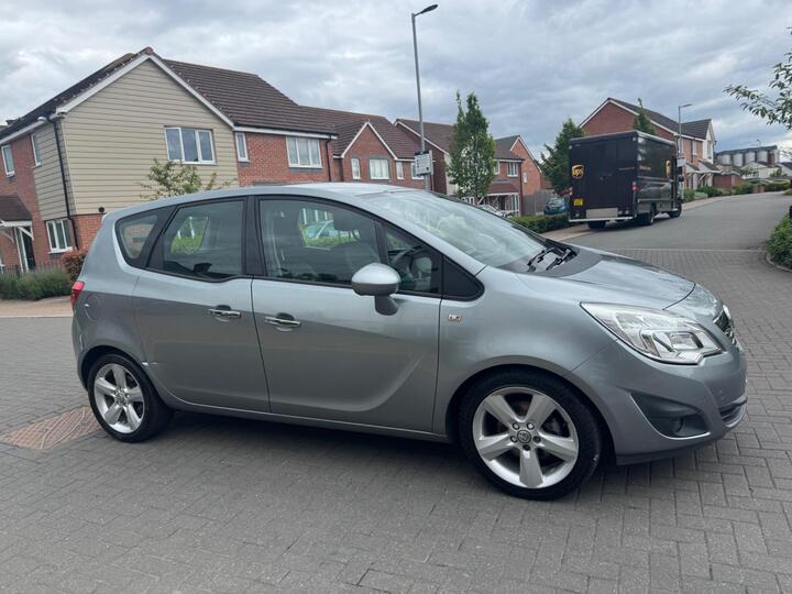 Vauxhall Meriva 1.4 16V Tech Line Euro 5 5dr Vauxhall Meriva 1.4 16V Tech Line Euro 5 5dr