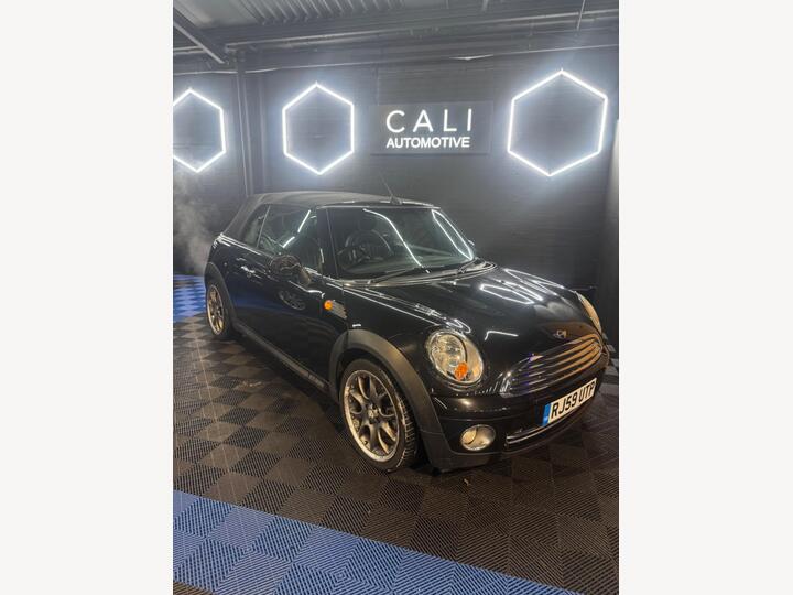 MINI Convertible 1.6 Cooper Euro 4 2dr