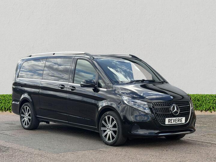 Mercedes-Benz V CLASS 2.0 V300d Premium G-Tronic+ Euro 6 (s/s) 5dr (8 Seat, Extra Long)