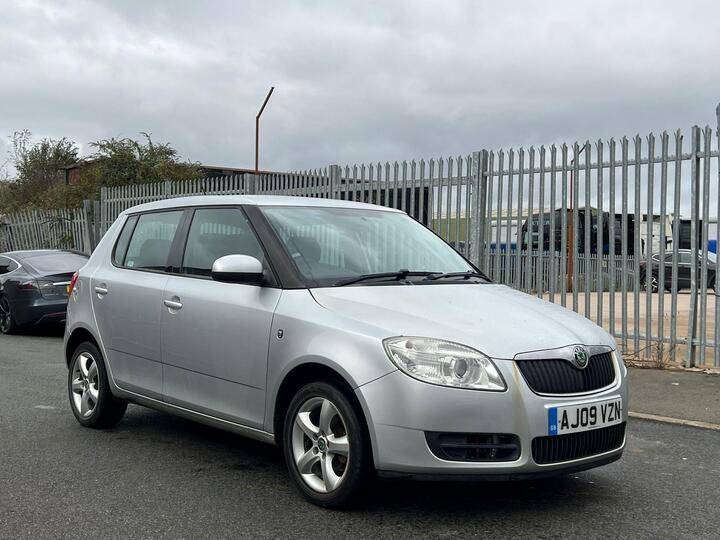Skoda Fabia 1.2 HTP 12V 2 5dr Skoda Fabia 1.2 HTP 12V 2 5dr