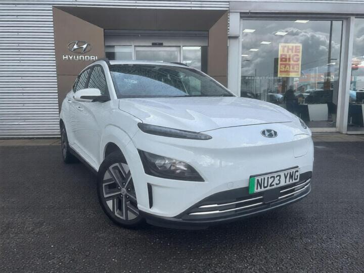 Hyundai KONA 39kWh SE Connect Auto 5dr (10.5kW Charger)