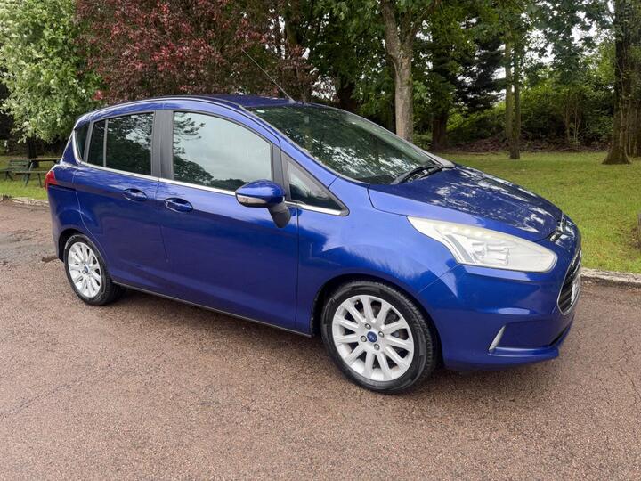 Ford B-Max 1.6 TDCi Titanium Euro 5 5dr