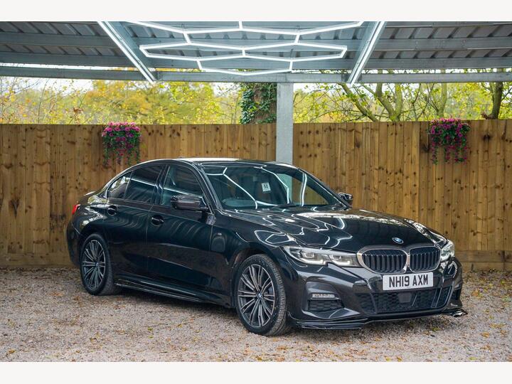 BMW 3 SERIES 2.0 320d M Sport Auto XDrive Euro 6 (s/s) 4dr BMW 3 SERIES 2.0 320d M Sport Auto XDrive Euro 6 (s/s) 4dr