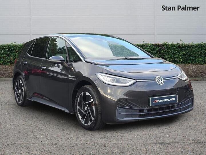 Volkswagen ID.3 Pure Performance 45kWh Style Auto 5dr