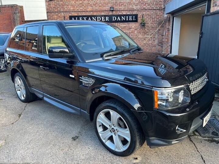 Land Rover Range Rover Sport 3.0 SD V6 HSE Black Auto 4WD Euro 5 5dr Land Rover Range Rover Sport 3.0 SD V6 HSE Black Auto 4WD Euro 5 5dr
