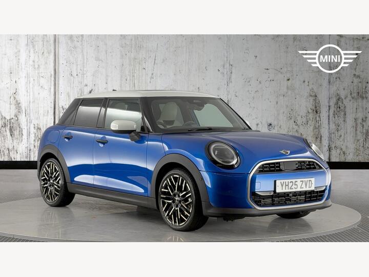 MINI Hatch 1.5C Exclusive Steptronic Euro 6 (s/s) 5dr