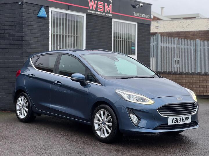 Ford Fiesta 1.0T EcoBoost Titanium Euro 6 (s/s) 5dr