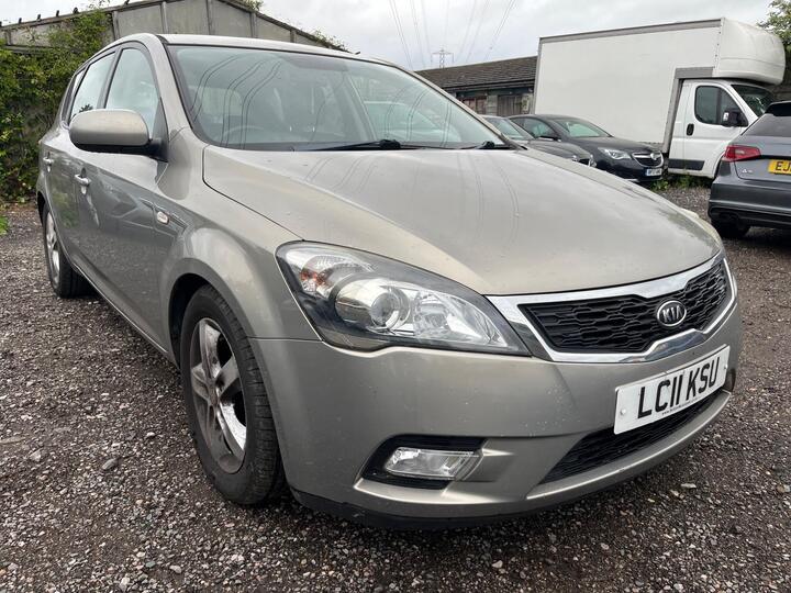 Kia Ceed 1.6 CRDi EcoDynamics 2 Euro 5 (s/s) 5dr