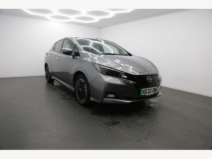 Nissan Leaf 39kWh Tekna Auto 5dr Nissan Leaf 39kWh Tekna Auto 5dr