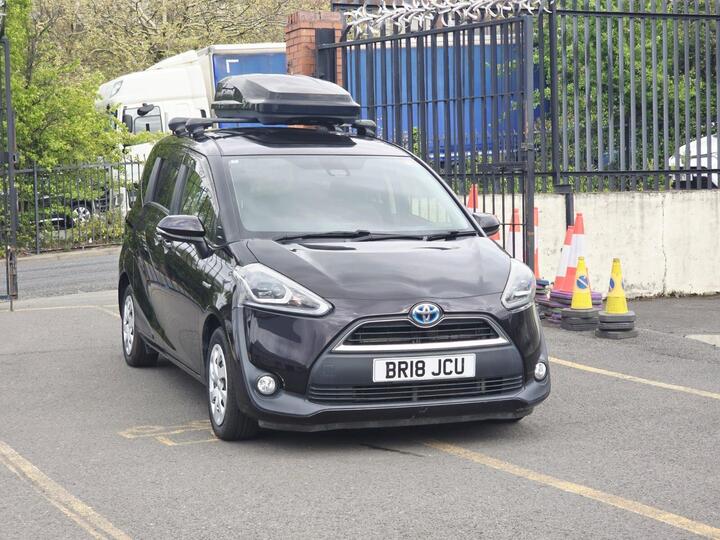 Toyota Sienta Hybrid Auto Economic UBER ACCEPT AS XL