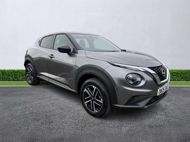 Nissan JUKE 1.0 DIG-T N-Connecta Euro 6 (s/s) 5dr