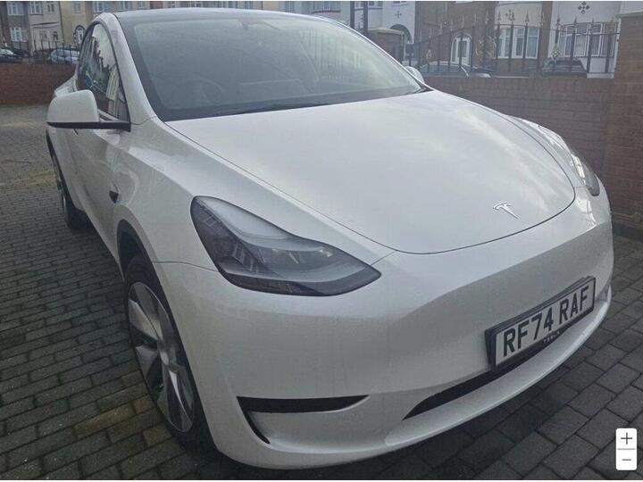 Tesla MODEL Y Auto RWD 5dr