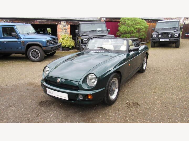 MG RV8 3.9 2dr