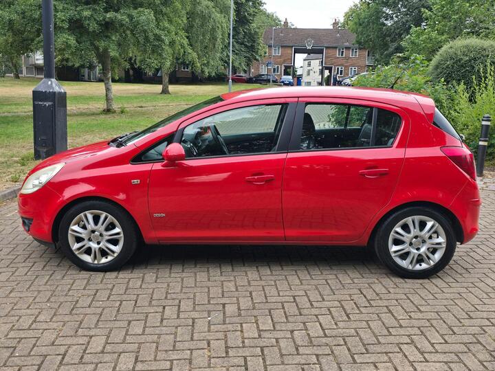 Vauxhall Corsa 1.4i 16v Design 5dr (a/c)