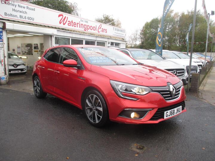 Renault Megane 1.3 TCe Iconic Euro 6 (s/s) 5dr Renault Megane 1.3 TCe Iconic Euro 6 (s/s) 5dr