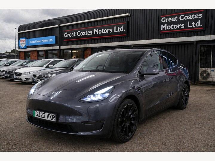Tesla Model Y (Dual Motor) Long Range Auto 4WDE 5dr