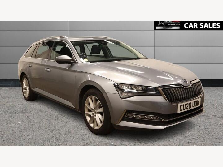 Skoda SUPERB 1.4 TSI IV 13kWh SE Technology DSG Euro 6 (s/s) 5dr