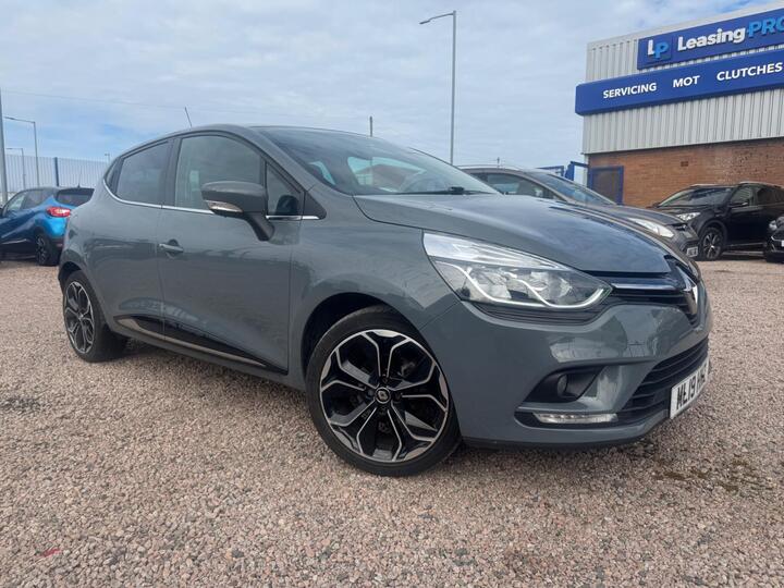 Renault Clio 0.9 TCe Iconic Euro 6 (s/s) 5dr