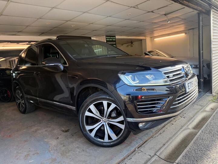 Volkswagen Touareg 3.0 TDI V6 BlueMotion Tech R-Line Tiptronic 4WD Euro 6 (s/s) 5dr