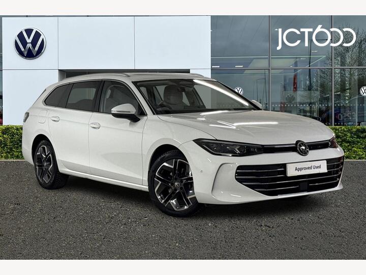 Volkswagen PASSAT 1.5 ETSI MHEV Elegance DSG Euro 6 (s/s) 5dr