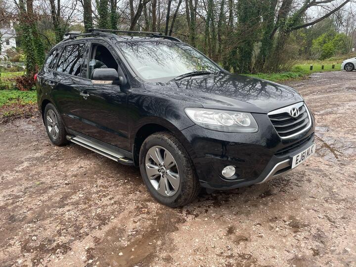 Hyundai Santa Fe 2.2 CRDi Premium Auto 4WD Euro 5 5dr (7 Seat) Hyundai Santa Fe 2.2 CRDi Premium Auto 4WD Euro 5 5dr (7 Seat)