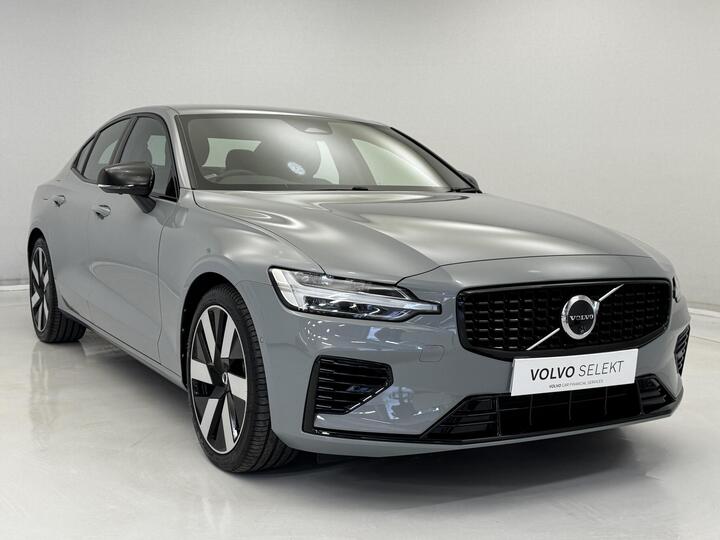 Volvo S60 2.0h T8 Recharge 18.8kWh Plus Auto AWD Euro 6 (s/s) 4dr