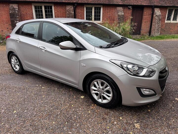 Hyundai I30 1.6 CRDi Blue Drive Active Euro 5 (s/s) 5dr