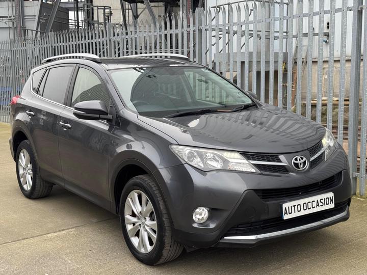 Toyota RAV4 2.2 D-CAT Invincible Auto 4WD Euro 5 5dr