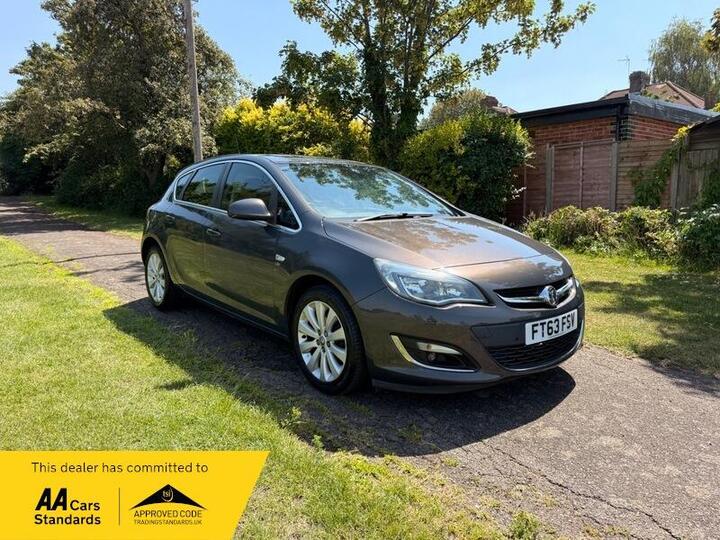 Vauxhall Astra 1.6 16v Elite Euro 5 5dr