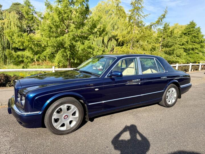 Bentley Arnage 6.8 R 4dr