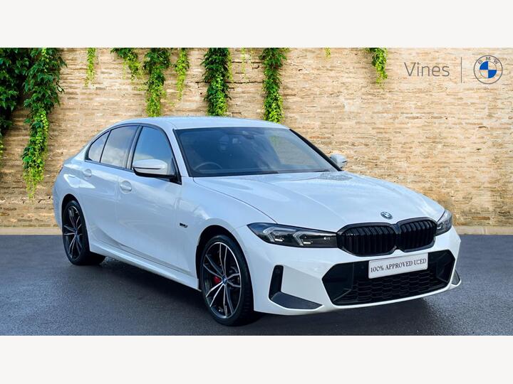 BMW 3 Series 2.0 330e 12kWh M Sport Auto Euro 6 (s/s) 4dr BMW 3 Series 2.0 330e 12kWh M Sport Auto Euro 6 (s/s) 4dr