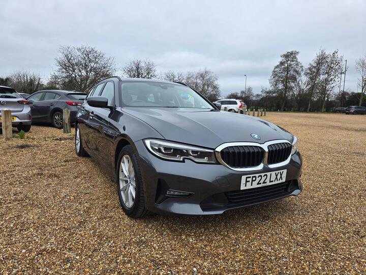 BMW 3 Series 2.0 330e 12kWh SE Pro Touring Auto Euro 6 (s/s) 5dr