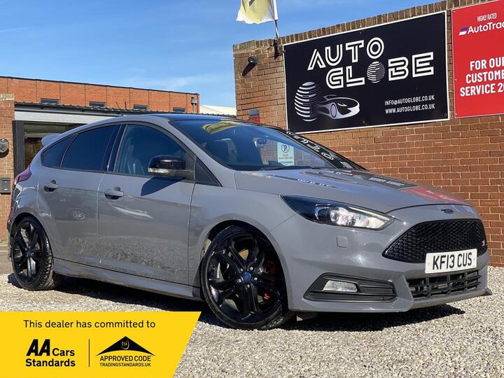 Ford Focus 2.0T EcoBoost ST-3 Euro 6 (s/s) 5dr