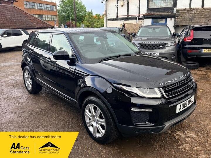 Land Rover Range Rover Evoque 2.0 TD4 SE Tech Auto 4WD Euro 6 (s/s) 5dr Land Rover Range Rover Evoque 2.0 TD4 SE Tech Auto 4WD Euro 6 (s/s) 5dr