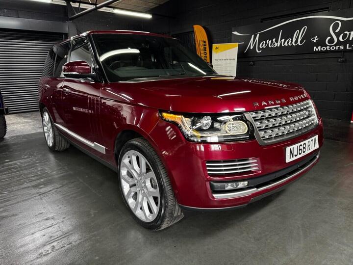 Land Rover RANGE ROVER 3.0 TD V6 Vogue SE Auto 4WD Euro 6 (s/s) 5dr Land Rover RANGE ROVER 3.0 TD V6 Vogue SE Auto 4WD Euro 6 (s/s) 5dr
