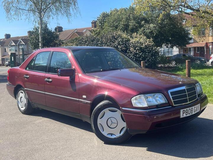 Mercedes-Benz C Class 2.0 C200 Elegance 4dr