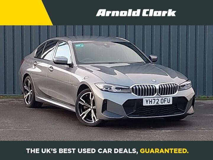 BMW 3 Series 2.0 330e 12kWh M Sport Auto Euro 6 (s/s) 4dr BMW 3 Series 2.0 330e 12kWh M Sport Auto Euro 6 (s/s) 4dr