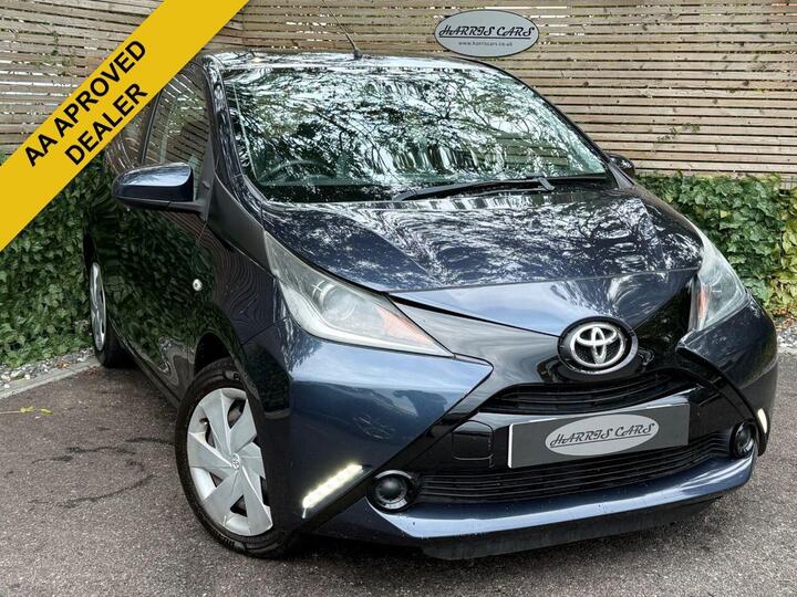 Toyota AYGO 1.0 VVT-i X-play Euro 6 3dr