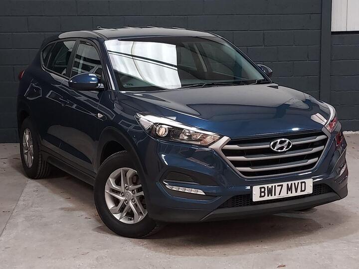 Hyundai TUCSON 1.7 CRDi Blue Drive S Euro 6 (s/s) 5dr Hyundai TUCSON 1.7 CRDi Blue Drive S Euro 6 (s/s) 5dr