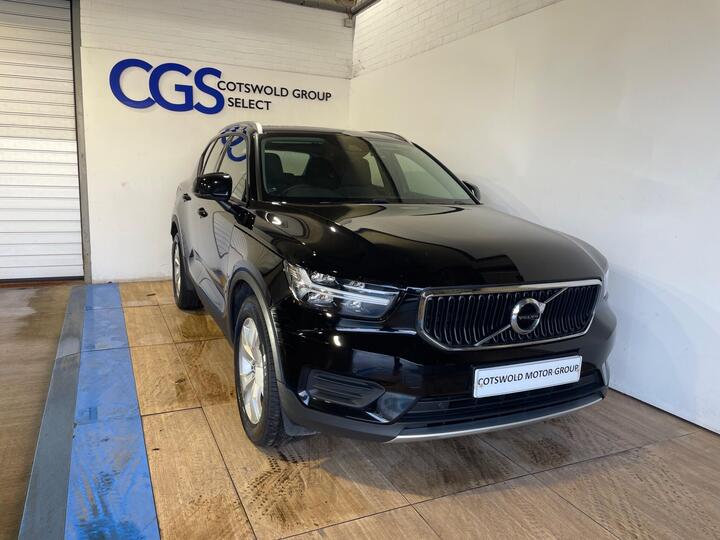 Volvo XC40 1.5 T3 Momentum Euro 6 (s/s) 5dr