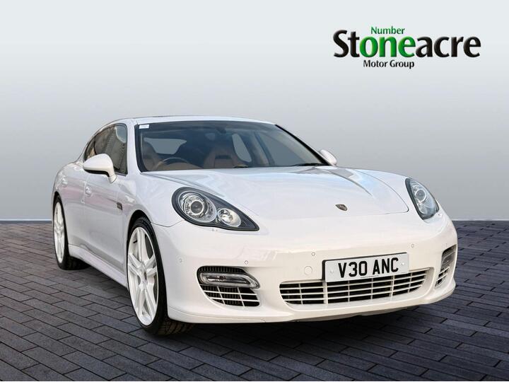 Porsche Panamera 4.8T V8 PDK 4WD Euro 5 (s/s) 5dr