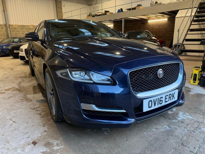 Jaguar XJ 3.0d V6 R-Sport Auto Euro 6 (s/s) 4dr