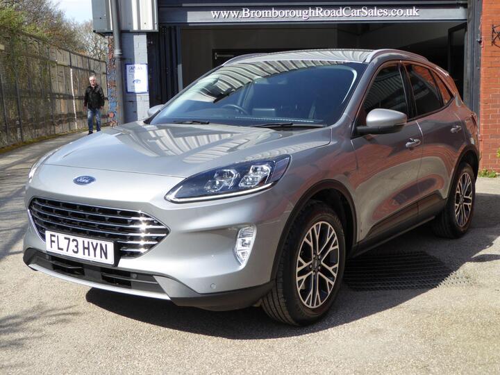 Ford Kuga 1.5T EcoBoost Titanium Edition Euro 6 (s/s) 5dr