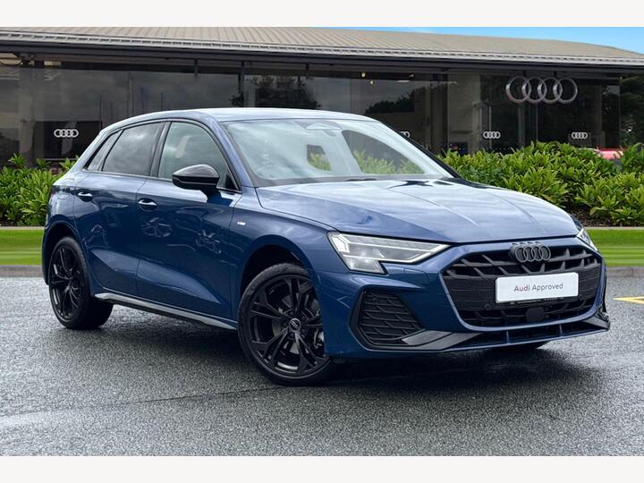 Audi A3 Sportback 1.5 TFSIe Black Edition Sportback S Tronic Euro 6 (s/s) 5dr 17.9kWh