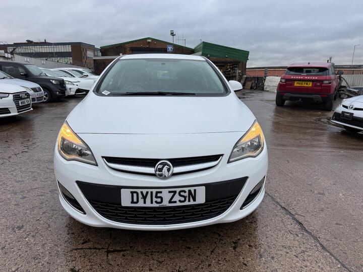 Vauxhall Astra 1.6i SRi Euro 6 5dr