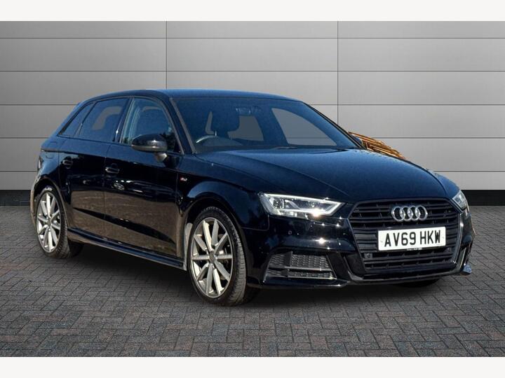 Audi A3 1.5 TFSI CoD 35 Black Edition Sportback S Tronic Euro 6 (s/s) 5dr