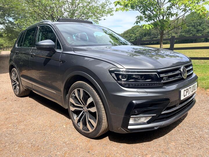 Volkswagen Tiguan 2.0 TDI BlueMotion Tech R-Line Euro 6 (s/s) 5dr