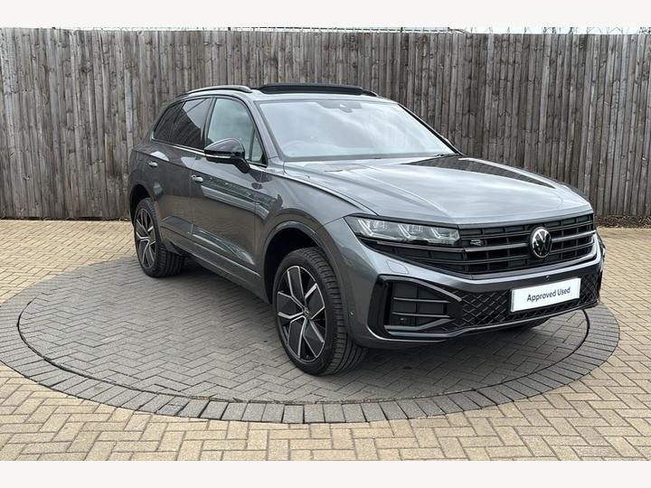 Volkswagen TOUAREG 3.0 TDI V6 Black Edition Tiptronic 4Motion Euro 6 (s/s) 5dr